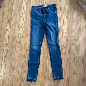 Like new Madewell jeans! Perfect for fall / winter